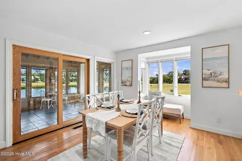 Dining - 107 Egret Ct, Hampstead, NC 28443 photo 1 of 4