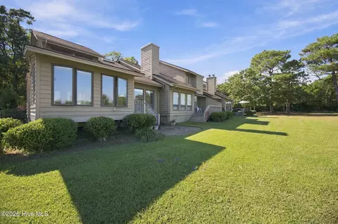 Exterior - 107 Egret Ct, Hampstead, NC 28443 photo 3 of 11