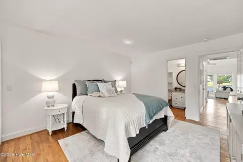 Bedroom - 107 Egret Ct, Hampstead, NC 28443 photo 3 of 7
