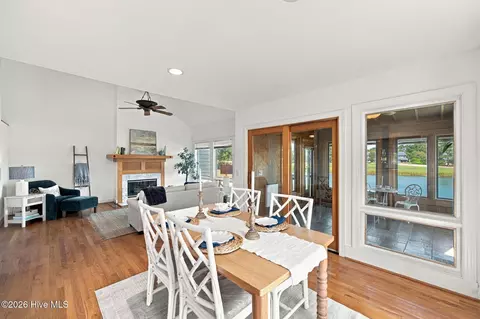 Dining - 107 Egret Ct, Hampstead, NC 28443 photo 4 of 4