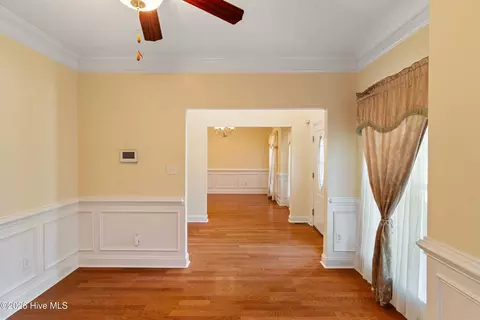 Entry Way - 1124 Brighton Dr, Evans, GA 30809 photo 2 of 8