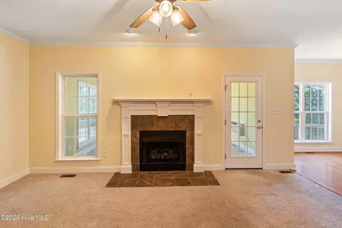 Living - 1124 Brighton Dr, Evans, GA 30809 photo 3 of 3