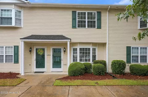 2300 Vineyard Dr, Winterville, NC 28590