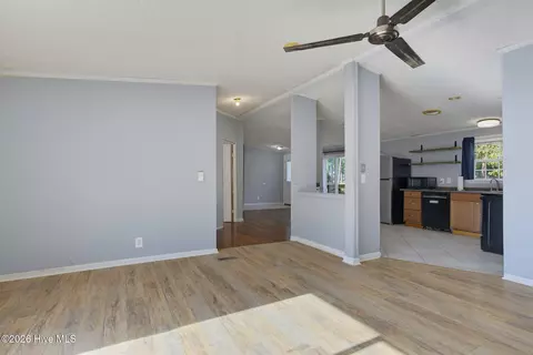Living - 1608 Patsy Ln, Wilmington, NC 28405 photo 4 of 7