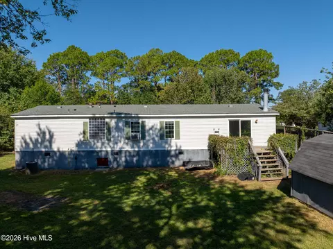 Exterior - 1608 Patsy Ln, Wilmington, NC 28405 photo 6 of 15