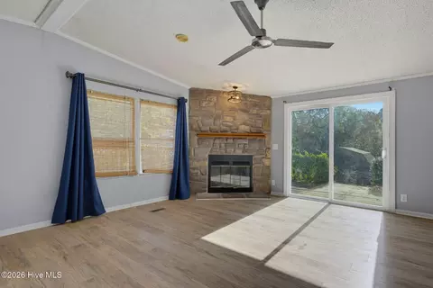 Living - 1608 Patsy Ln, Wilmington, NC 28405 photo 1 of 7