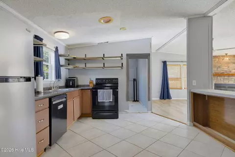 Kitchen - 1608 Patsy Ln, Wilmington, NC 28405 photo 1 of 3