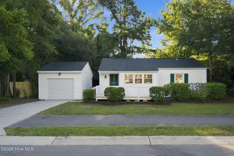 805 Rosemont Ave, Wilmington, NC 28403