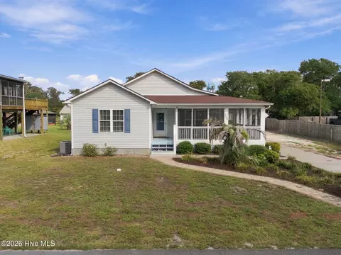 408 Barbee Blvd, Oak Island, NC 28465