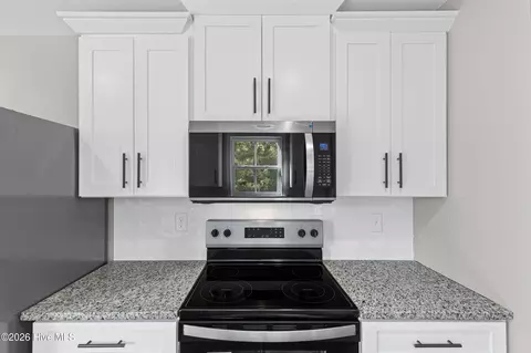 Kitchen - 327 Sims Ave, Augusta, GA 30906 photo 1 of 2