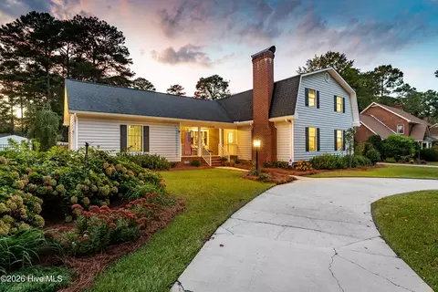 1208 Kingsbrook Rd, Greenville, NC 27858