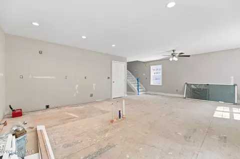 Living - 215 E Moore St, Robbins, NC 27325 photo 3 of 4