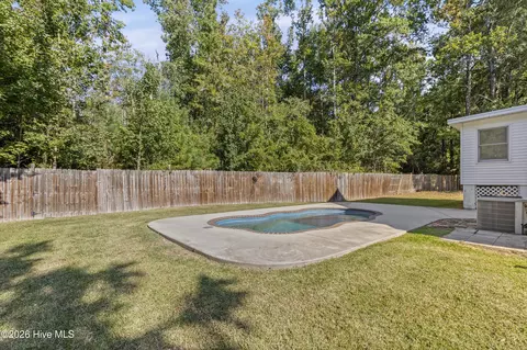 Exterior - 800 Salem Rd, Thomson, GA 30824 photo 5 of 9