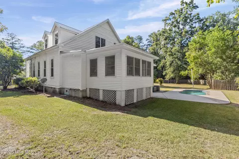 Exterior - 800 Salem Rd, Thomson, GA 30824 photo 7 of 9