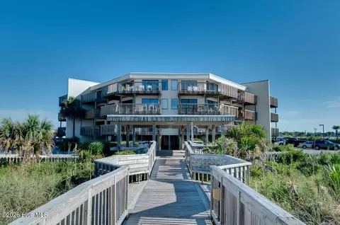 9100 Reed Dr #1301, Emerald Isle, NC 28594