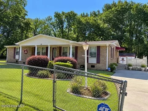 409 E Railroad St, Robersonville, NC 27871