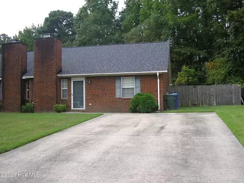 1206 Holden Dr #B, Greenville, NC 27858