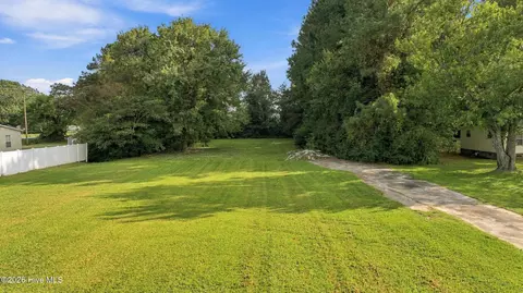 404 Pasquotank Station Rd, Elizabeth City, NC 27909