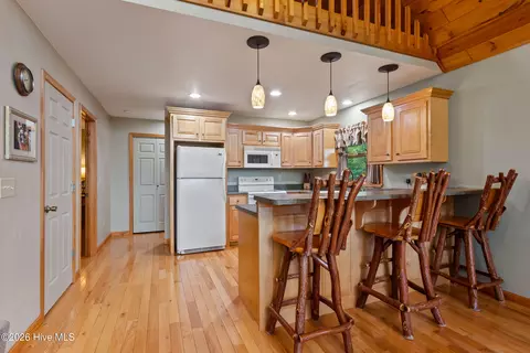 Kitchen - 68 Big Rock Trl, Murphy, NC 28906 photo 5 of 5