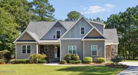 3850 Ragtime Ln, Grimesland, NC 27837