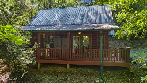 Exterior - 167 Lemon Drop Ln, Murphy, NC 28906 photo 2 of 13