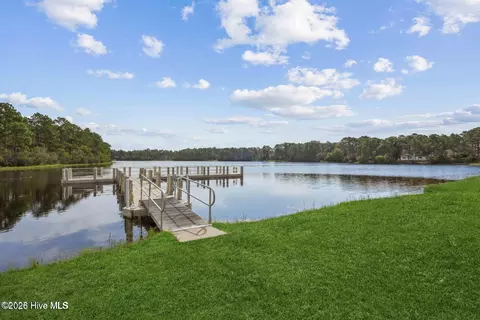 View/Area - 910 Parkway Rd, Boiling Spring Lakes, NC 28461 photo 2 of 2