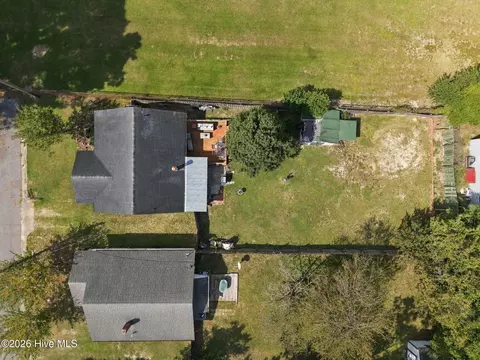View/Area - 400 E 8th St, Washington, NC 27889 photo 2 of 7