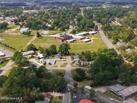 View/Area - 400 E 8th St, Washington, NC 27889 photo 5 of 7