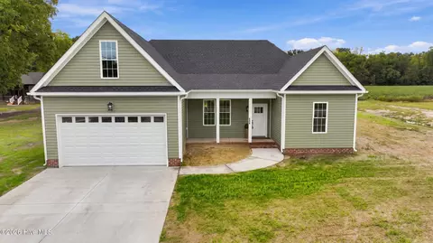608 Lake Rd, Hertford, NC 27944