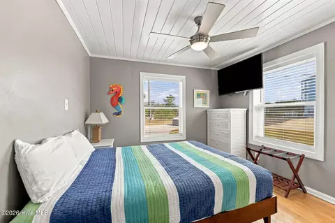 Bedroom - 203 Hoffman Beach Rd, Atlantic Beach, NC 28512 photo 1 of 9