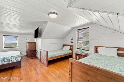 Bedroom - 203 Hoffman Beach Rd, Atlantic Beach, NC 28512 photo 7 of 9