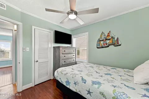 Bedroom - 203 Hoffman Beach Rd, Atlantic Beach, NC 28512 photo 6 of 9