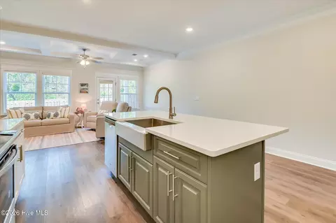 Kitchen - 350 Sumac Trl, Evans, GA 30809 photo 8 of 9