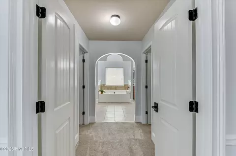 Entry Way - 552 Oconee Cir, Evans, GA 30809 photo 10 of 11