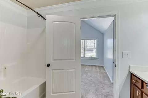 Entry Way - 552 Oconee Cir, Evans, GA 30809 photo 9 of 11