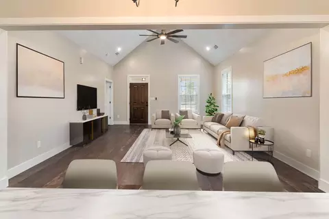 Living - 110 Big Rock Rd, Thomson, GA 30824 photo 2 of 5