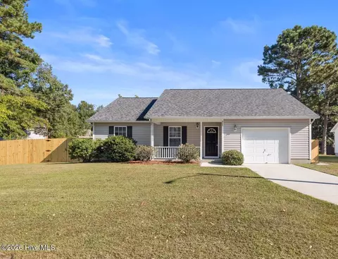 403 Huff Dr, Jacksonville, NC 28546