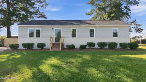 610 Lakeview Dr, Nashville, NC 27856