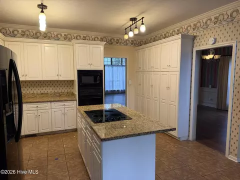 399 Bakers Ferry Trl, Martinez, GA 30907