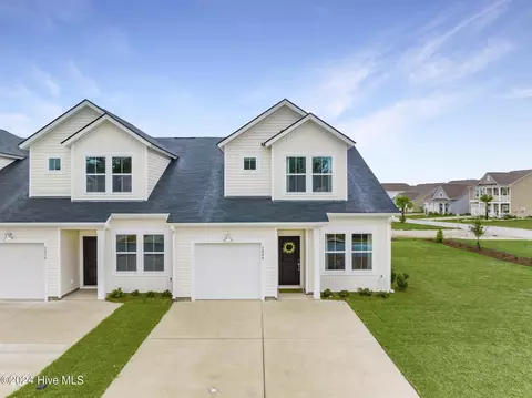 2187 NW Wild Indigo Cir W #67, Calabash, NC 28467