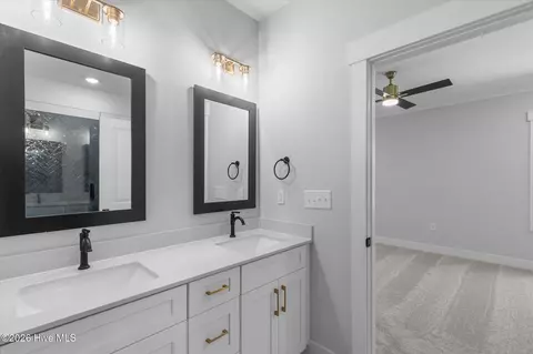 Bath - 2022 Hayes Rd, Spring Hope, NC 27882 photo 2 of 4