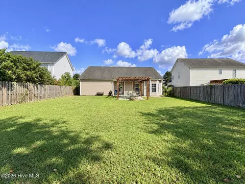 522 Vallie Ln, Wilmington, NC 28412