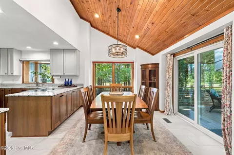 Dining - 101 Skipper Cir, Oriental, NC 28571 photo 1 of 2