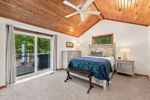 Bedroom - 101 Skipper Cir, Oriental, NC 28571 photo 2 of 6