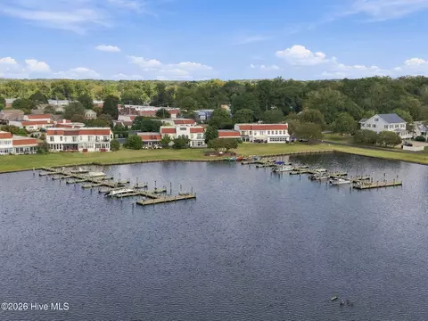 106 Washington Hbr, Washington, NC 27889