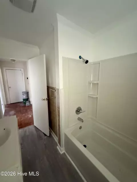 Bath - 209 Peaks St, Williamston, NC 27892 photo 1 of 2