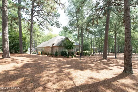 Exterior - 14 Mcmichael Dr, Pinehurst, NC 28374 photo 13 of 20