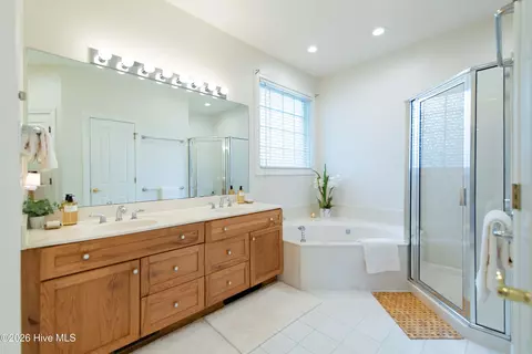 Bath - 14 Mcmichael Dr, Pinehurst, NC 28374 photo 3 of 5
