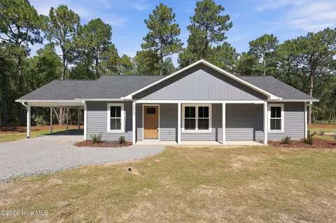 Exterior - 122 Park Ave, Pinebluff, NC 28373 photo 2 of 9