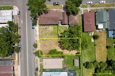 1312 Castle St, Wilmington, NC 28401